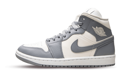 Air Jordan 1 Mid WMNS Stealth