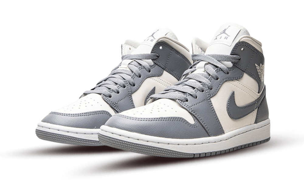 Air Jordan 1 Mid WMNS Stealth
