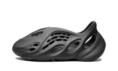 Yeezy Foam RNNR Onyx