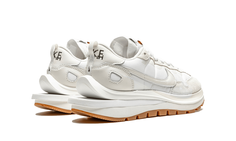 Nike sacai Vaporwaffle Sail Gum