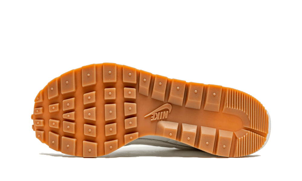 Nike sacai Vaporwaffle Sail Gum