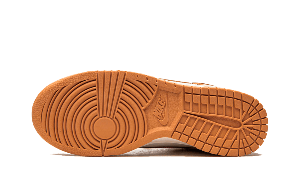 Nike Dunk Low Harvest Moon (W)