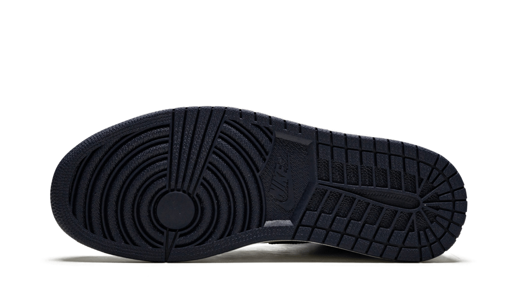 Air Jordan 1 Retro High Obsidian UNC