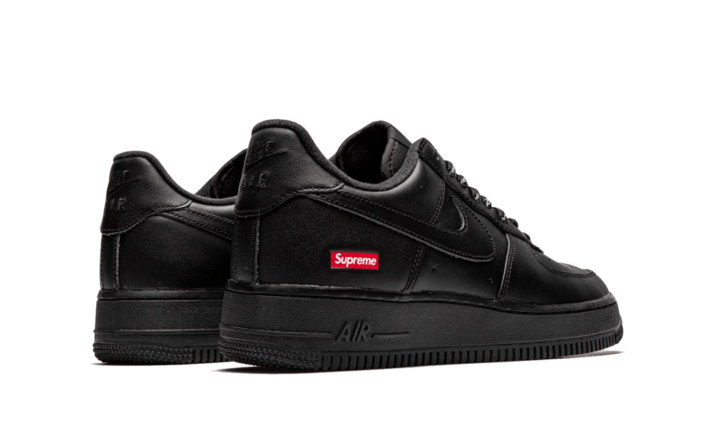 【28.0】Supreme Nike Air Force 1 Low Black supremeb3.png?v=1690111614&